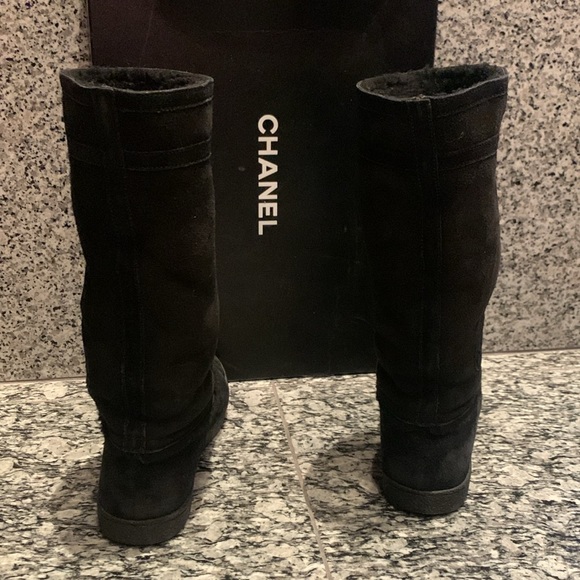 CHANEL BOOTS - Picture 13 of 16